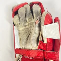 Vaughn Velocity V9 - Used Pro Stock Goalie Blocker (Red/White) -Bauer Store Photo2023 05 02 44427PM