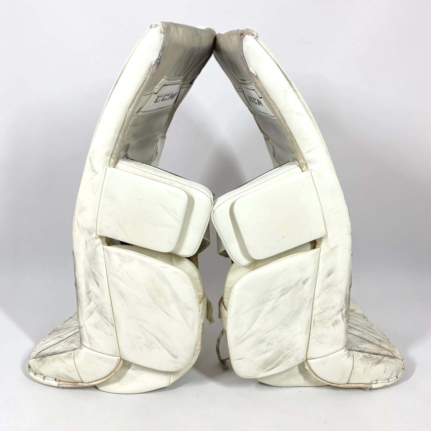 CCM AXIS - Used Pro Stock Goalie Pads (White) 2 CCM AXIS - Used Pro Stock Goalie Pads (White) - Image 2