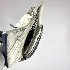 CCM Extreme Flex 5 - Used Pro Stock Goalie Glove (White/Gold/Navy) -Bauer Store Photo2023 06 15 25449PM