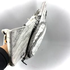 CCM Extreme Flex 5 - Used Pro Stock Goalie Glove (White/Black) 5 CCM Extreme Flex 5 - Used Pro Stock Goalie Glove (White/Black) -Bauer Store Photo2023 08 18 25905PM